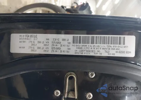 2017 Ram 1500 Express 4X4 6'4 Box from USA, damaged, VIN 1C6RR7FT8HS819613